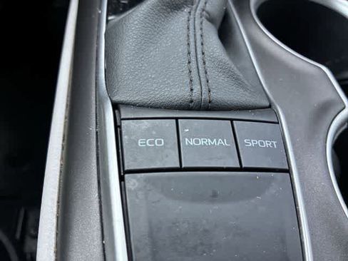 Used 2024 Toyota Camry LE FWD image 39