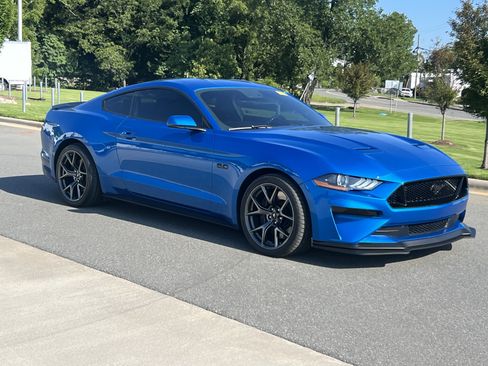 Used 2019 Ford Mustang GT Premium w/ Performance Package - Level 2 RWD image 1