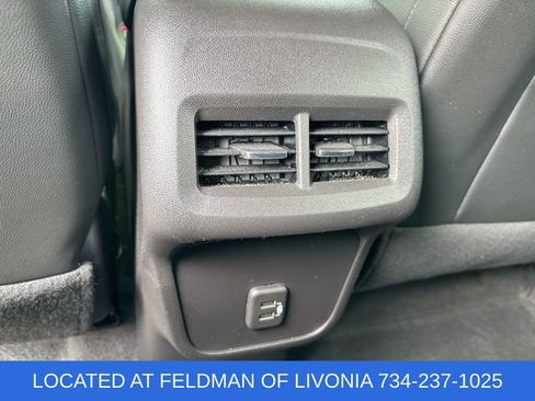 Used 2024 Chevrolet Equinox RS FWD image 21
