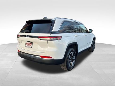 Used 2022 Jeep Grand Cherokee Limited 4xe image 5