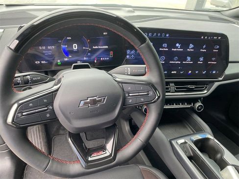 New 2024 Chevrolet Equinox EV RS image 10