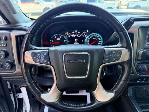 Used 2019 GMC Sierra 2500 Denali w/ Duramax Plus Package AWD/4WD image 24