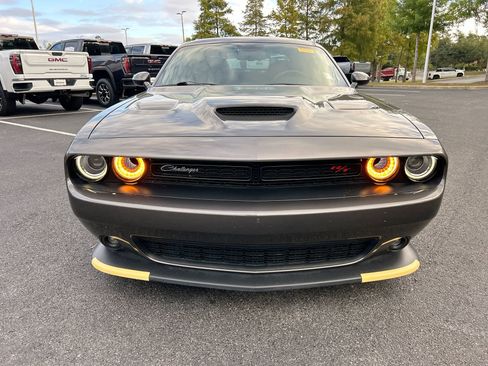 Used 2019 Dodge Challenger R/T Scat Pack image 3