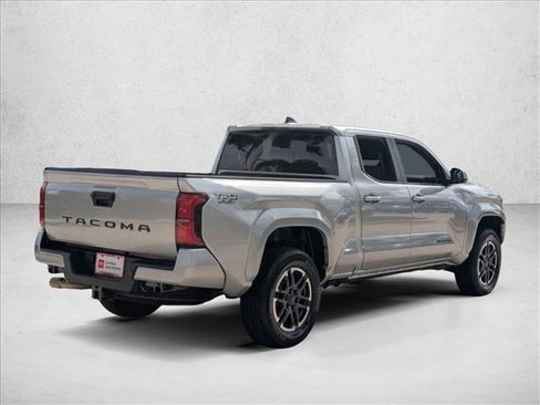 Used 2024 Toyota Tacoma TRD Sport RWD image 5