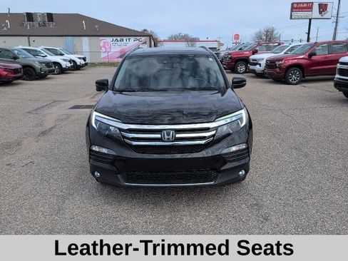 Used 2018 Honda Pilot Touring image 16