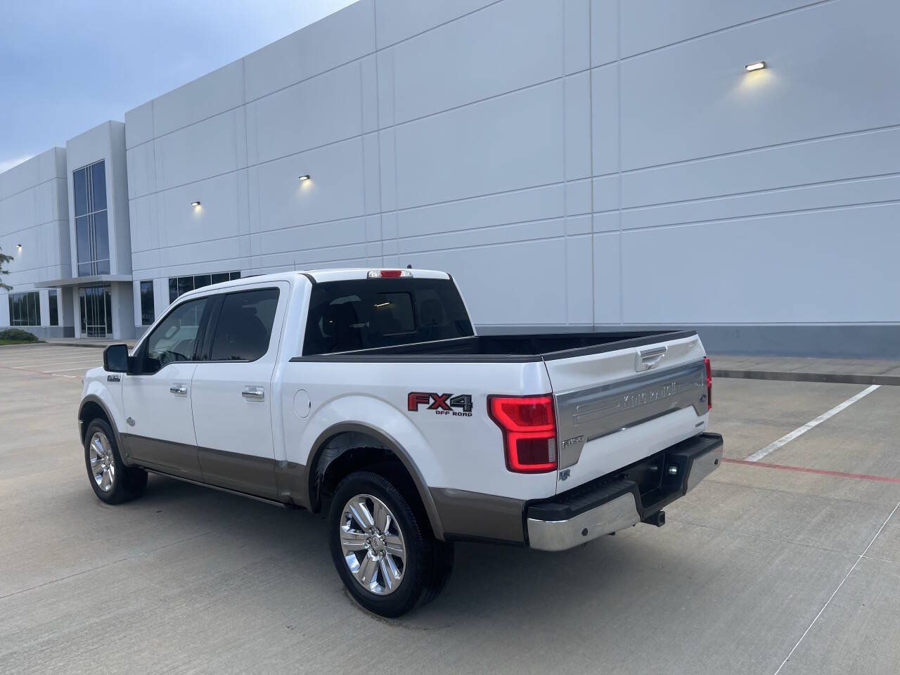 Used 2018 Ford F150 King Ranch w/ Equipment Group 601A Luxury AWD/4WD image 15