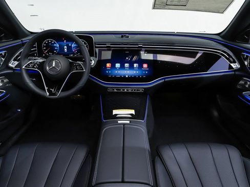 New 2026 Mercedes-Benz E 350 4MATIC Sedan image 7