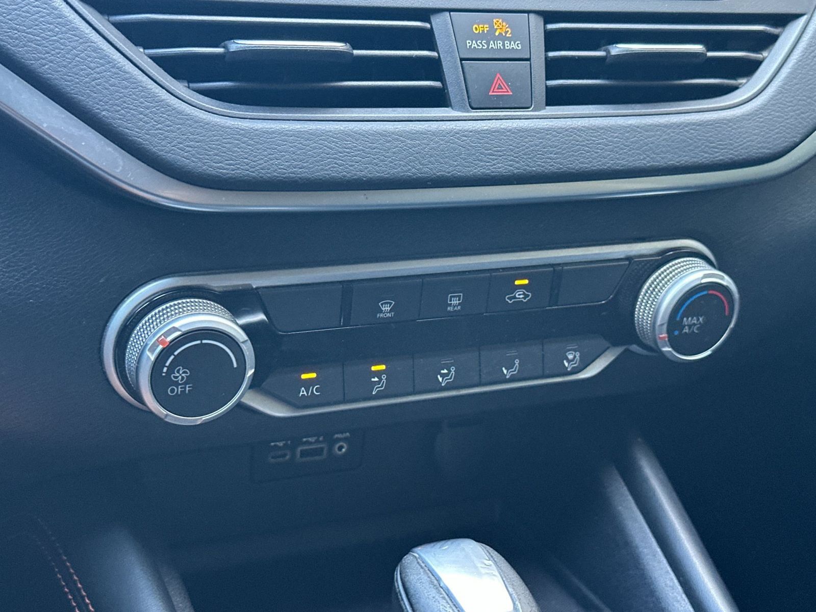 Used 2019 Nissan Altima 2.5 SR FWD image 17