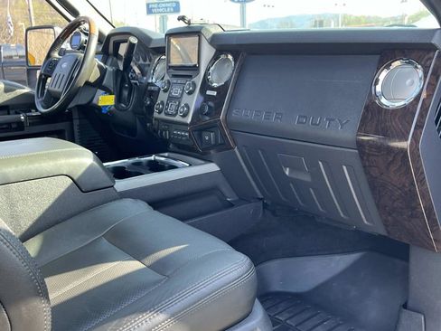 Used 2016 Ford F250 Platinum w/ FX4 Off-Road Package image 23