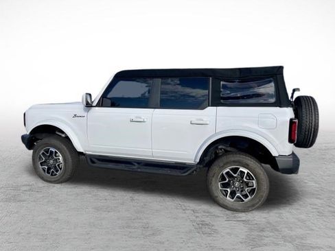 Used 2024 Ford Bronco Outer Banks AWD/4WD image 5