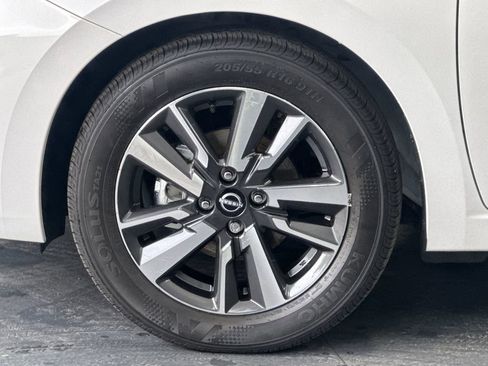 New 2025 Nissan Versa SV w/ Trunk Package image 23