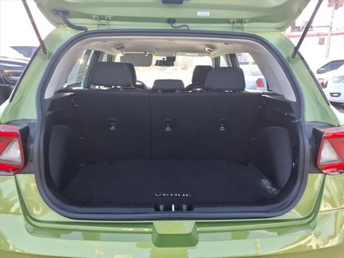 Used 2022 Hyundai Venue SE image 17
