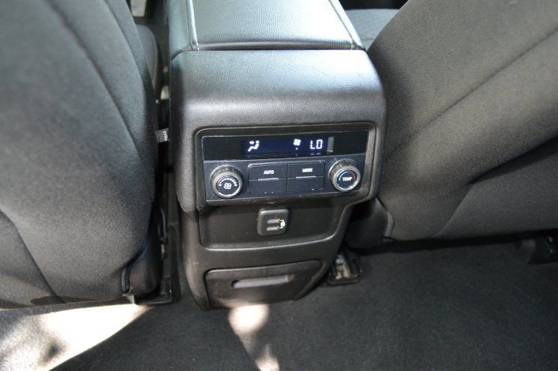 Used 2019 GMC Acadia SLE AWD/4WD image 31