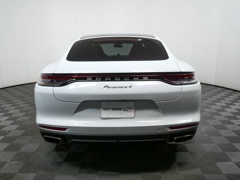 Certified 2022 Porsche Panamera 4 image 31