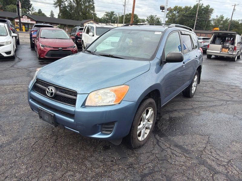 Used 2011 Toyota RAV4 4WD w/ Upgrade Value Pkg image 3