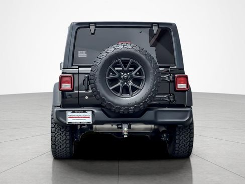Used 2019 Jeep Wrangler Unlimited Sport S AWD/4WD image 4