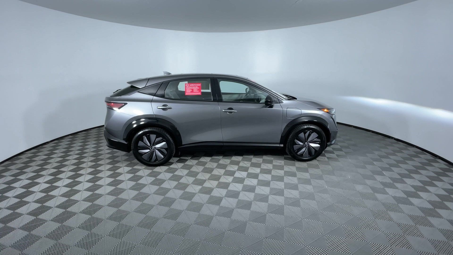 Certified 2024 Nissan Ariya AWD image 9