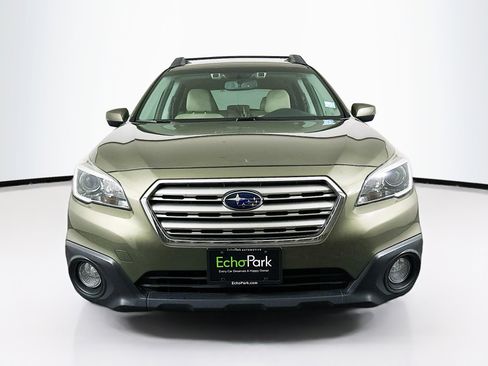 Used 2015 Subaru Outback 2.5i Premium image 2