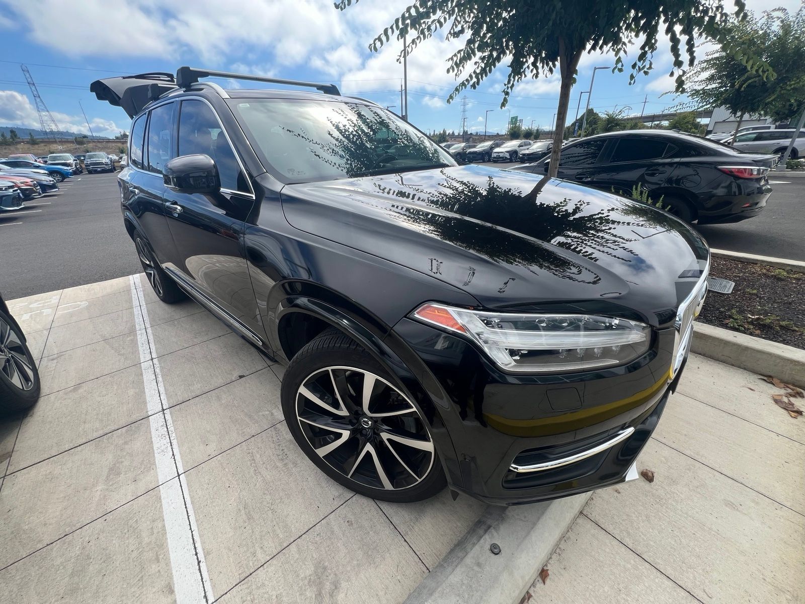 Used 2018 Volvo XC90 T6 Inscription w/ Convenience Package AWD/4WD image 6