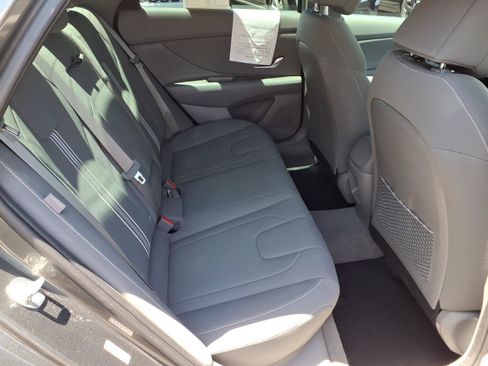 Certified 2024 Hyundai Elantra SEL w/ Convenience Package FWD image 15