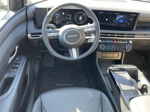 New 2025 Hyundai Tucson SEL image 13