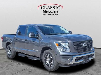 Used 2024 Nissan Titan SV w/ SV Convenience Package