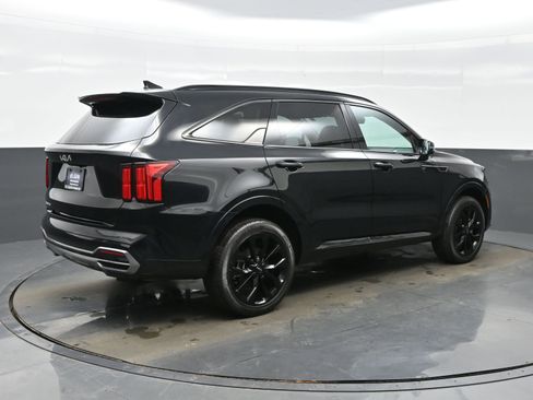 Used 2023 Kia Sorento SX image 6