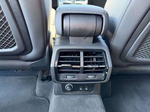 Used 2025 Audi Q3 2.0T Premium image 18