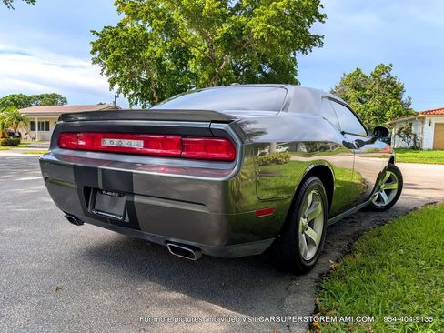 Used 2009 Dodge Challenger R/T image 20