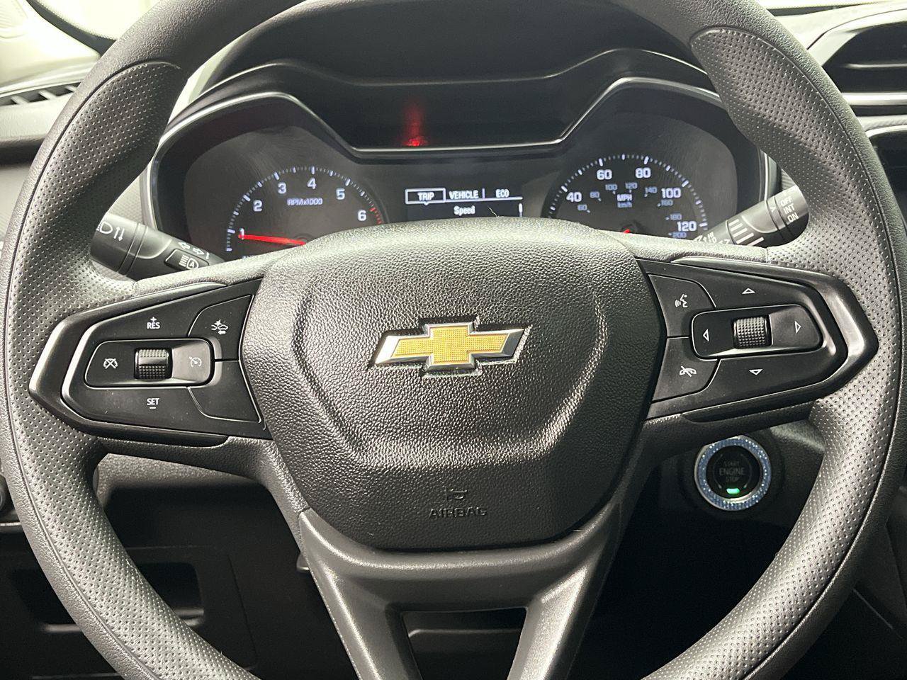 Used 2022 Chevrolet TrailBlazer LT w/ Convenience Package AWD/4WD image 13