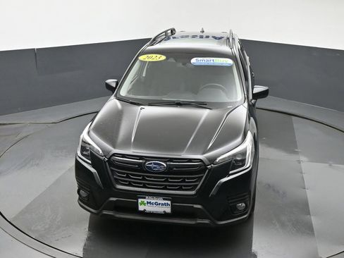 Used 2023 Subaru Forester Premium AWD/4WD image 28