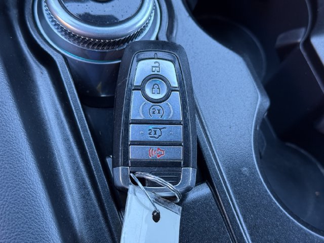 Used 2025 Ford Explorer ST-Line w/ Premium Package AWD/4WD image 18