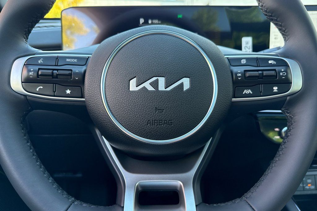 New 2026 Kia K5 GT FWD image 25
