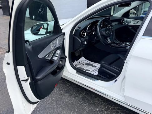 Used 2015 Mercedes-Benz C 300 4MATIC Sedan image 7