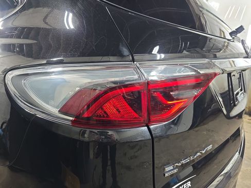 Used 2024 Buick Enclave Essence w/ Technology Package image 37