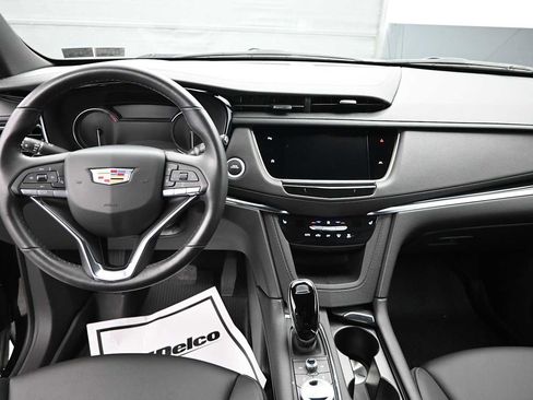 Used 2024 Cadillac XT6 Luxury w/ LPO, Floor Liner Package AWD/4WD image 28
