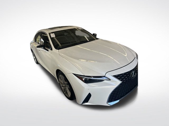 Used 2024 Lexus IS 300 w/ Comfort Package RWD image 6