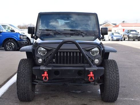 Used 2015 Jeep Wrangler Unlimited Sport image 8