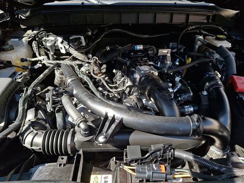 Used 2024 Ford Bronco Wildtrak AWD/4WD image 28