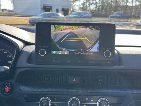 Used 2025 Honda CR-V LX image 27