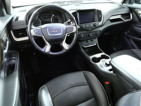 Used 2020 GMC Terrain Denali w/ Denali Premium Package AWD/4WD image 4