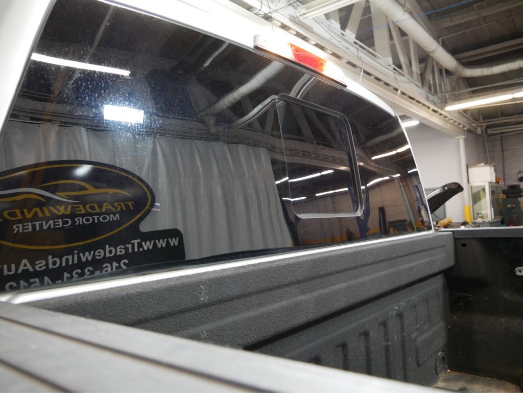 Used 2019 Ford F150 XLT w/ Equipment Group 302A Luxury AWD/4WD image 18