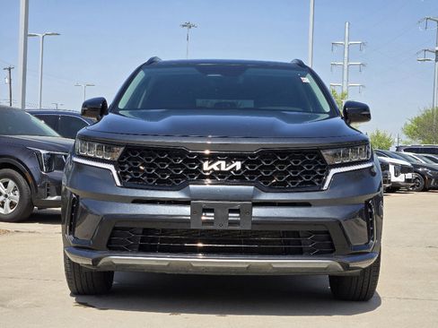 Used 2023 Kia Sorento S w/ Panoramic Sunroof Package image 11