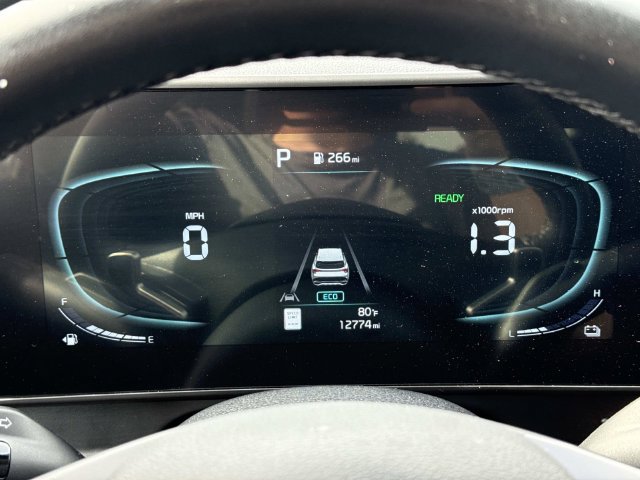 Used 2025 Kia Sportage EX AWD/4WD image 27