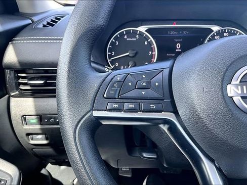 Certified 2025 Nissan Sentra SV image 10