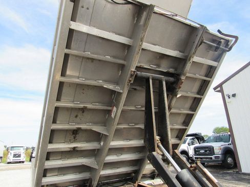 Used 2021 Ford F550 2WD Crew Cab Super Duty image 55