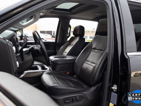 Used 2022 GMC Sierra 2500 Denali w/ Denali Black Diamond Edition image 16