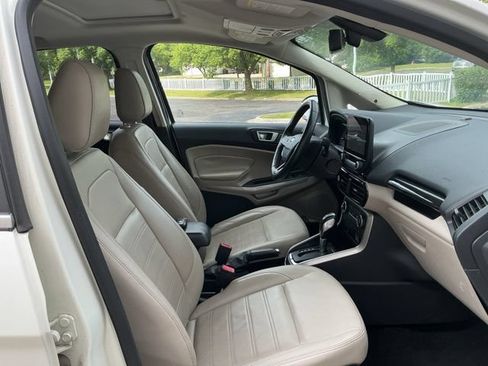 Used 2019 Ford EcoSport Titanium FWD image 29