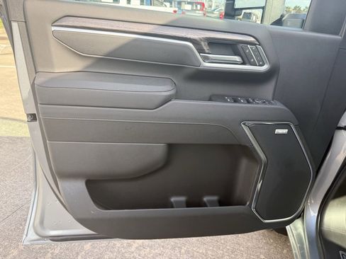 New 2025 Chevrolet Silverado 2500 LTZ w/ LTZ Convenience Package image 19