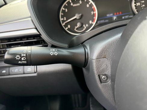 Used 2024 Nissan Altima 2.5 SR image 16